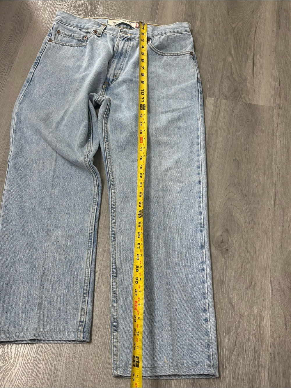 Levi's Vintage 2004 505 Regular Fit Light Wash Men’s Denim Jeans W33 L30 - Picture 13 of 13